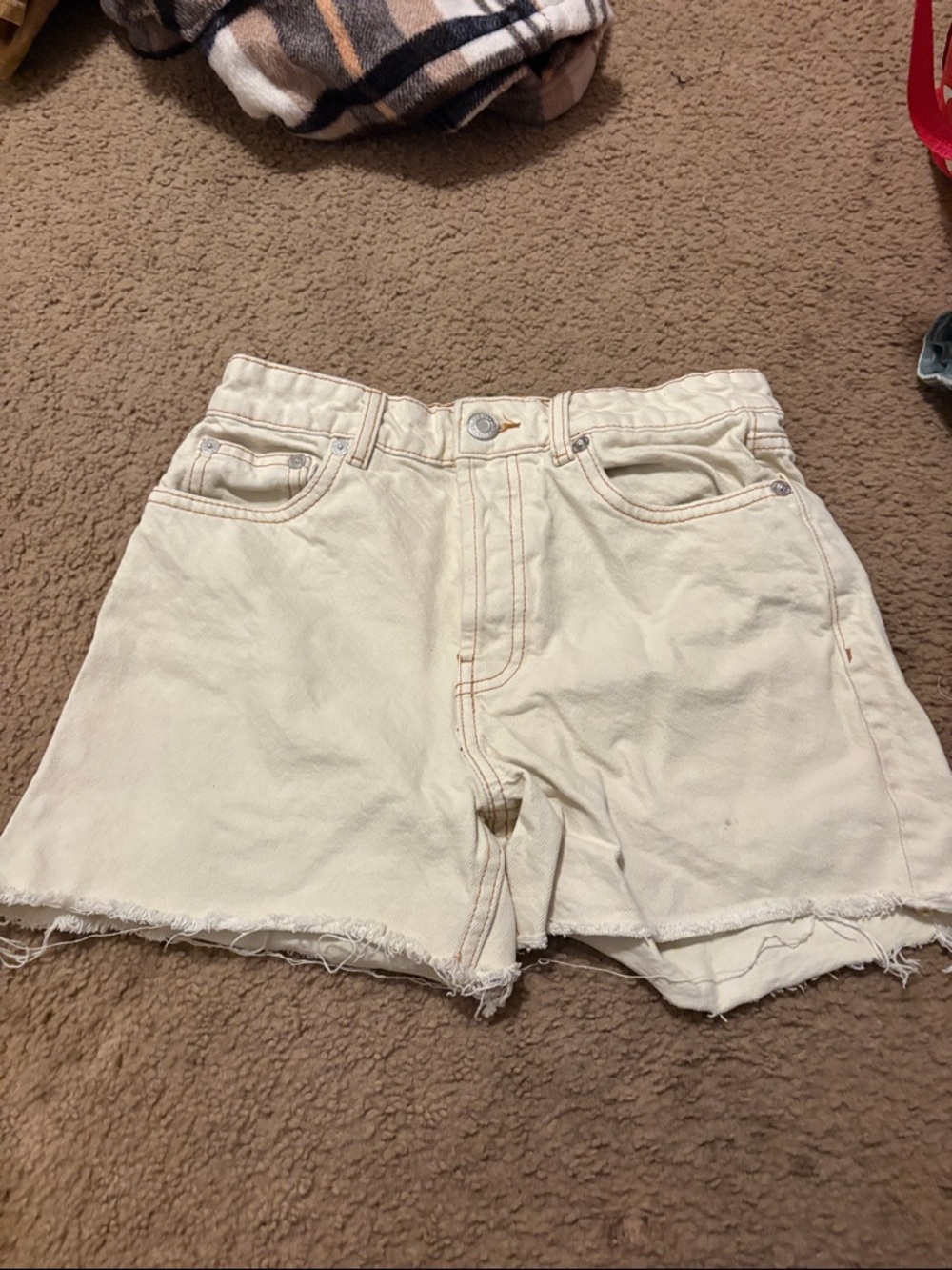 Zara Cream High-Rise Raw-Hem Denim Shorts